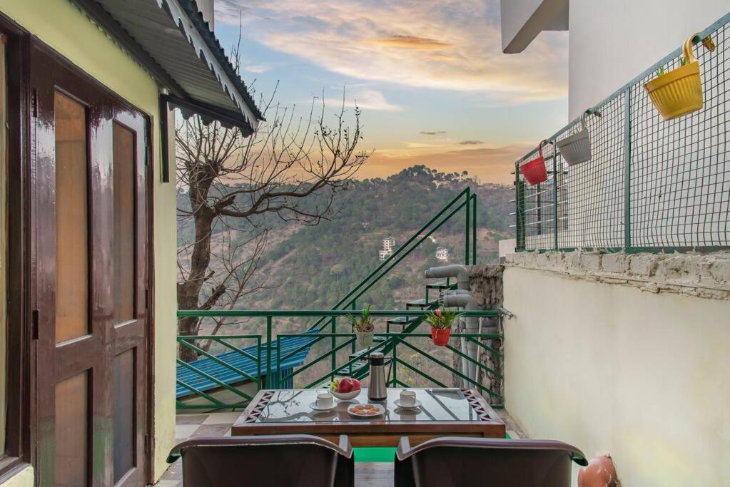 Valley View Family Unit Kasauli Exterior foto